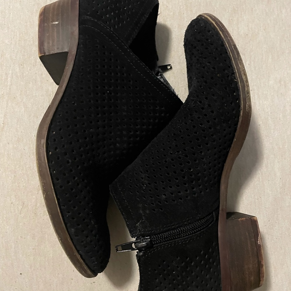 Lucky Brand Ankle Booties